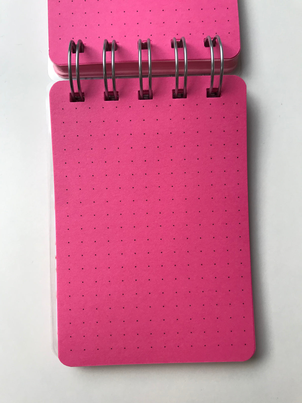 A7 notes u dve roze boje